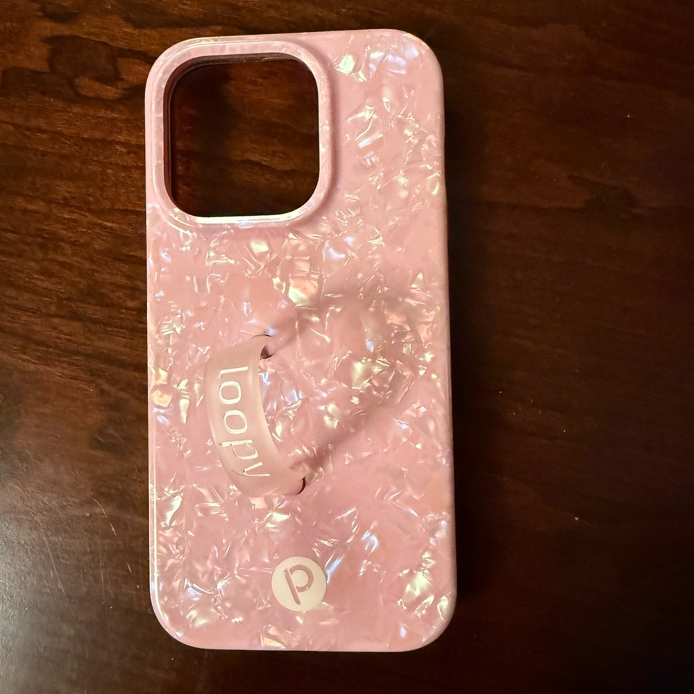 iPhone15 Pro Loopy Case